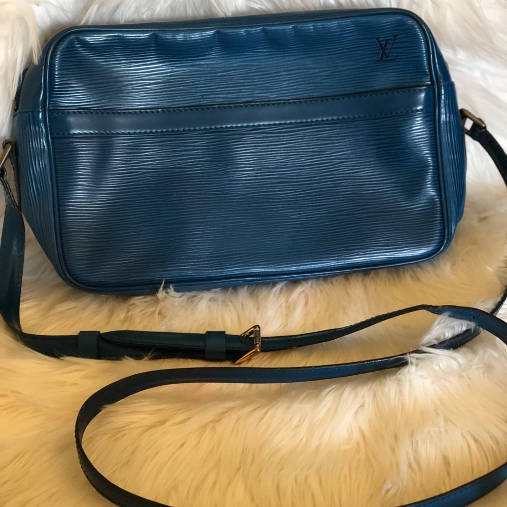 Louis Vuitton cross body